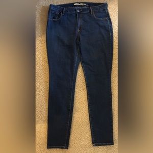 Old Navy Rockstar Mid-Rise Jeans size 16